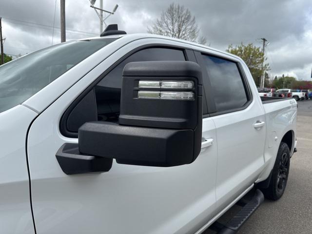 Photo of 2022 Summit White Chevrolet Silverado 1500