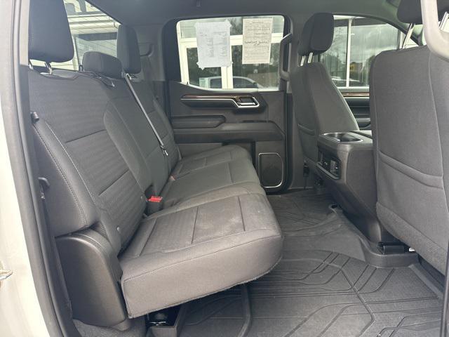 Photo of 2022 Summit White Chevrolet Silverado 1500