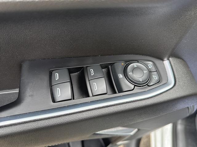 Photo of 2022 Summit White Chevrolet Silverado 1500