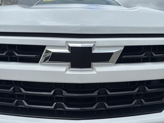 Photo of 2022 Summit White Chevrolet Silverado 1500