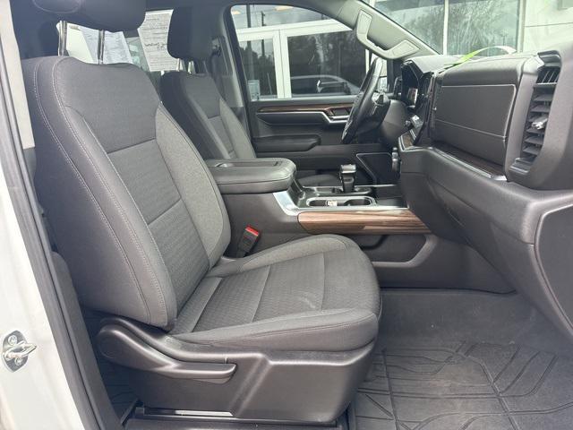 Photo of 2022 Summit White Chevrolet Silverado 1500