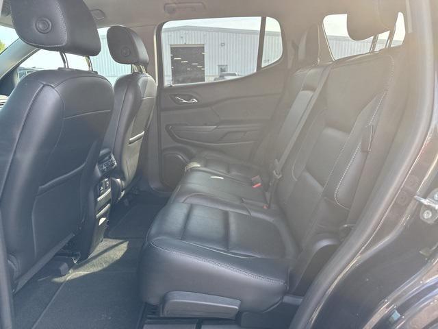 Photo of 2017 Iridium Metallic GMC Acadia
