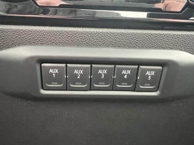 Photo of 2025 Summit White Chevrolet Silverado 2500