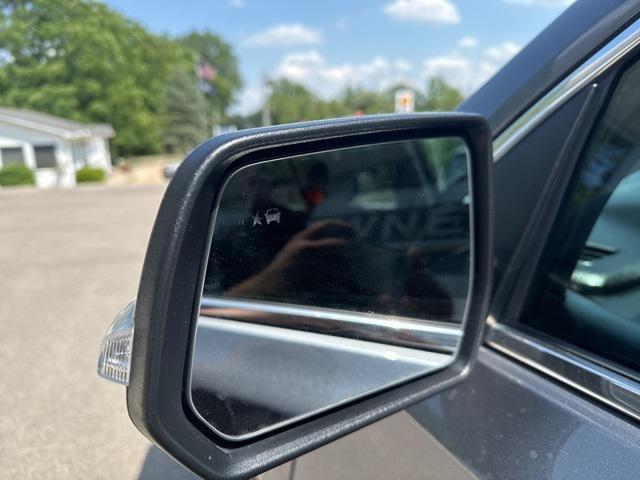 Photo of 2021 Satin Steel Metallic Chevrolet Traverse