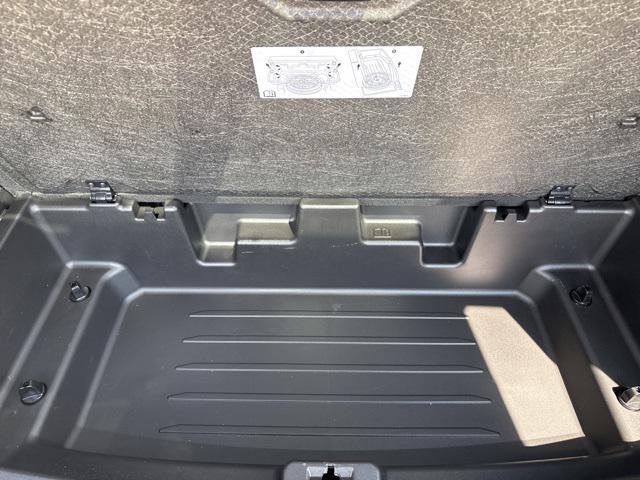 Photo of 2021 Satin Steel Metallic Chevrolet Traverse