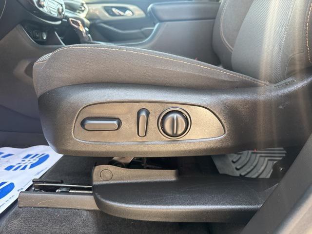 Photo of 2021 Satin Steel Metallic Chevrolet Traverse
