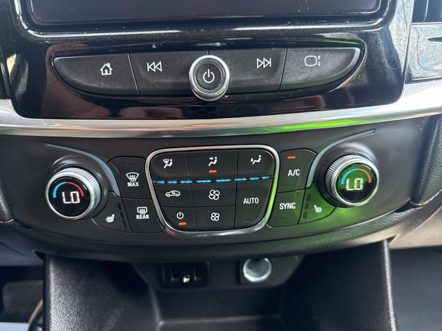 Photo of 2021 Satin Steel Metallic Chevrolet Traverse