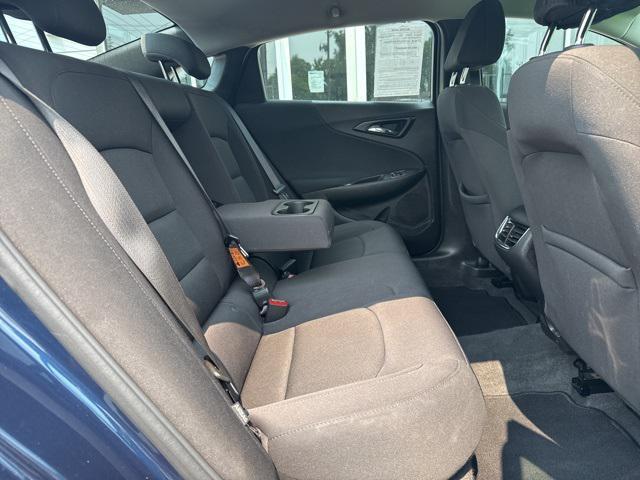 Photo of 2022 Northsky Blue Metallic Chevrolet Malibu