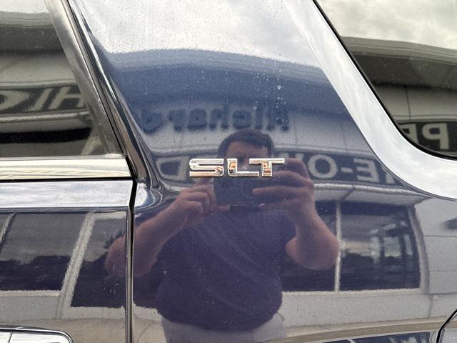 Photo of 2017 Dark Sapphire Blue Metallic GMC Acadia Limited