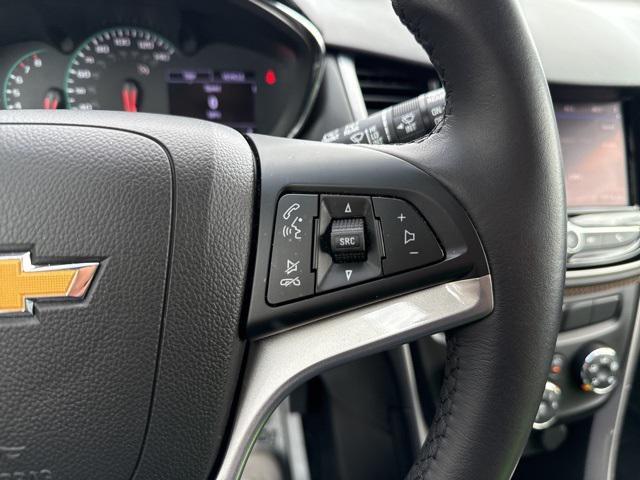 Photo of 2020 Summit White Chevrolet Trax