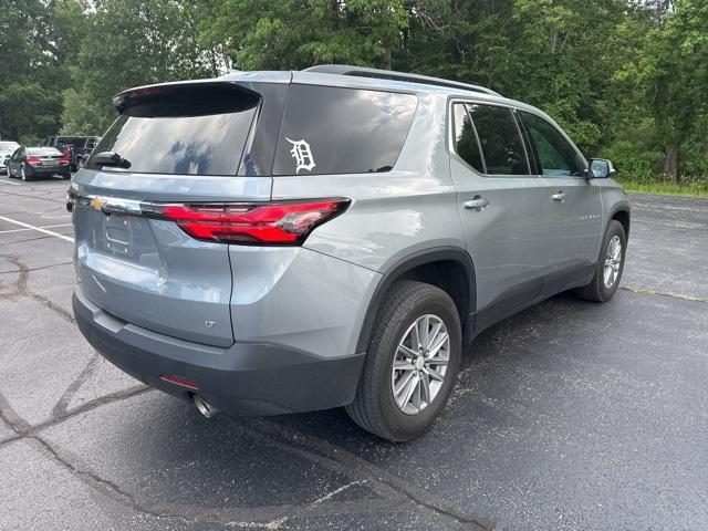 Photo of 2023 Sterling Gray Metallic Chevrolet Traverse