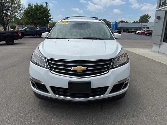 Photo of 2017 Summit White Chevrolet Traverse