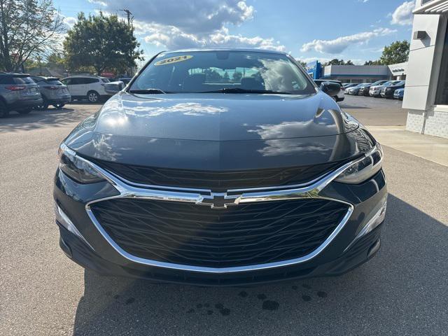 Photo of 2021 Shadow Gray Metallic Chevrolet Malibu