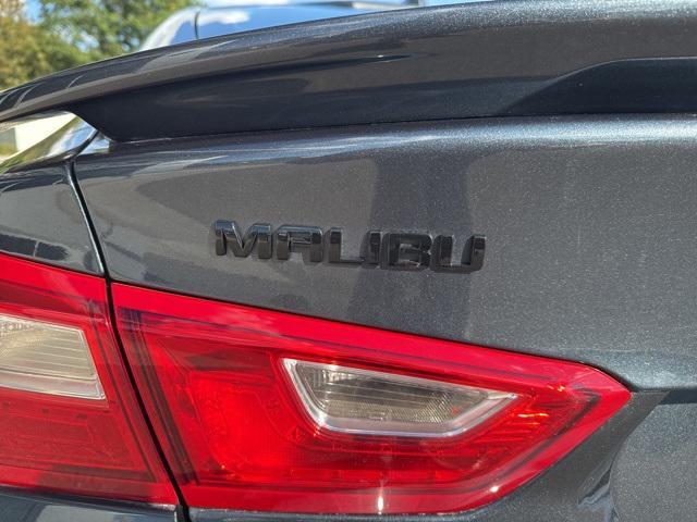 Photo of 2021 Shadow Gray Metallic Chevrolet Malibu