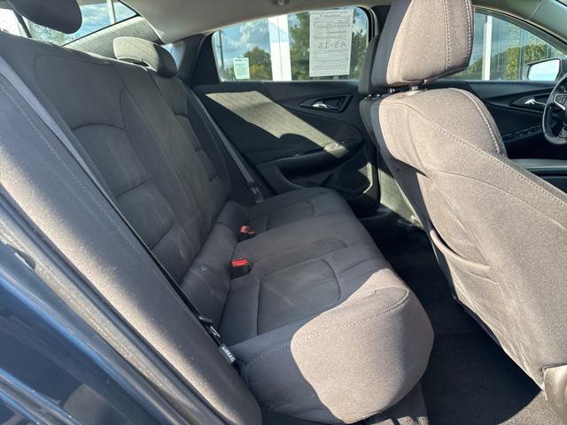 Photo of 2021 Shadow Gray Metallic Chevrolet Malibu