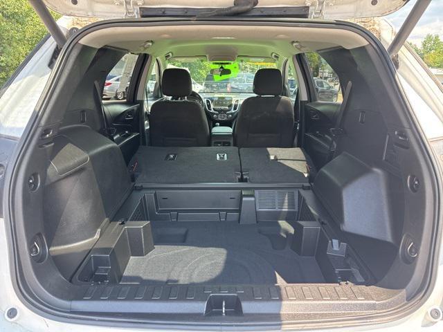 Photo of 2019 Summit White Chevrolet Equinox