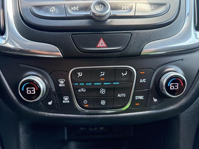 Photo of 2019 Summit White Chevrolet Equinox