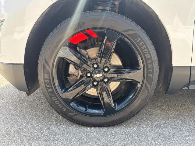 Photo of 2019 Summit White Chevrolet Equinox