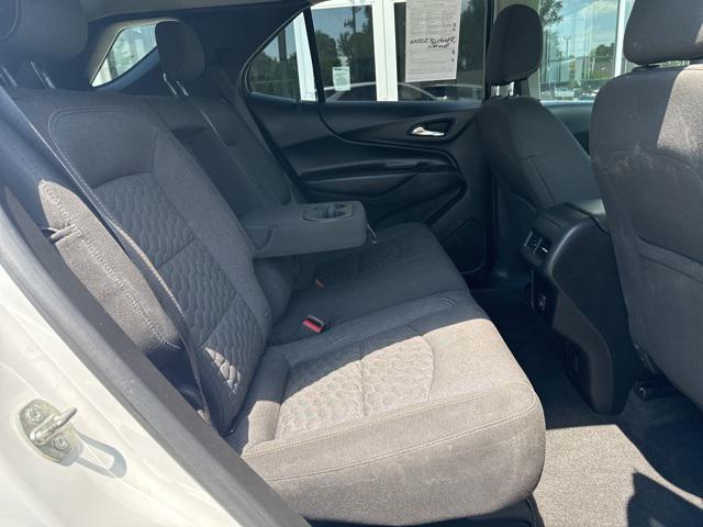 Photo of 2019 Summit White Chevrolet Equinox