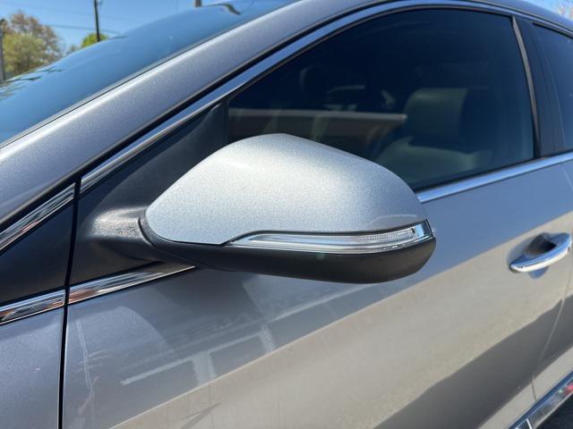 Photo of 2017 Shale Gray Metallic Hyundai SONATA