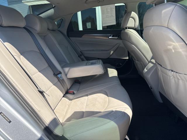Photo of 2017 Shale Gray Metallic Hyundai SONATA