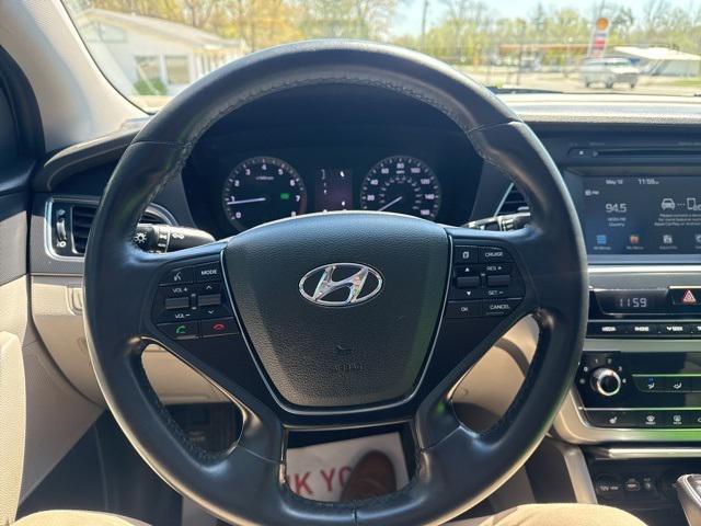 Photo of 2017 Shale Gray Metallic Hyundai SONATA