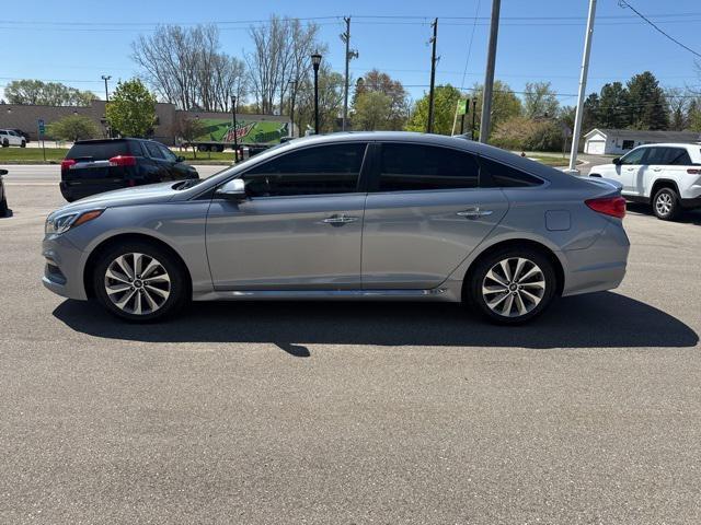 Photo of 2017 Shale Gray Metallic Hyundai SONATA