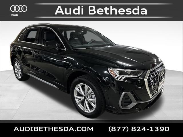 Photo of 2025 Mythos Black Metallic Audi Q3