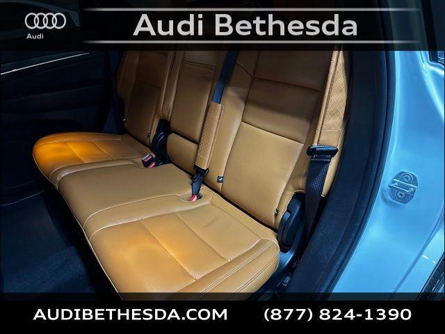 Photo of 2022 Bright White Clearcoat Jeep Grand Cherokee