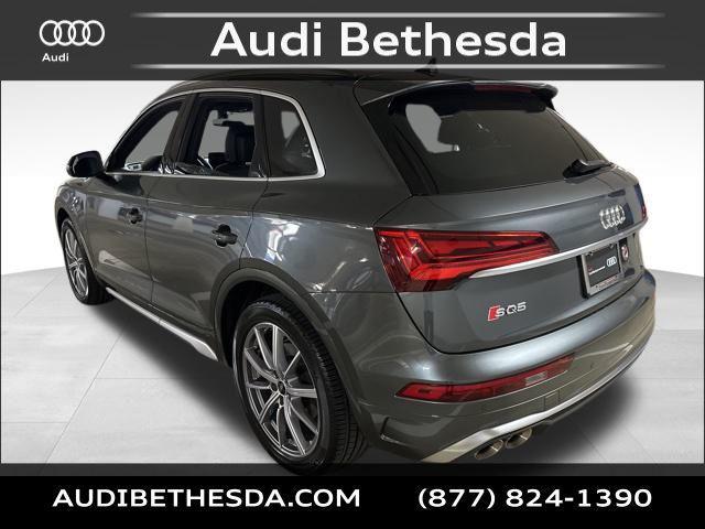 Photo of 2025 Daytona Gray Pearl Effect Audi SQ5