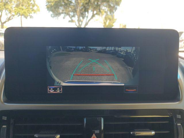 Photo of 2022 Starfire Pearl Lexus GX 460