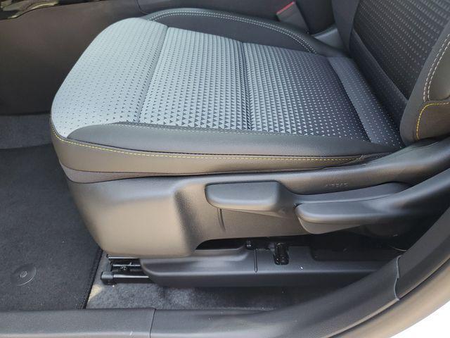Photo of 2025 Summit White Chevrolet Trax