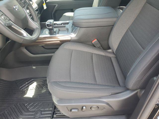 Photo of 2025 Black Chevrolet Silverado 1500