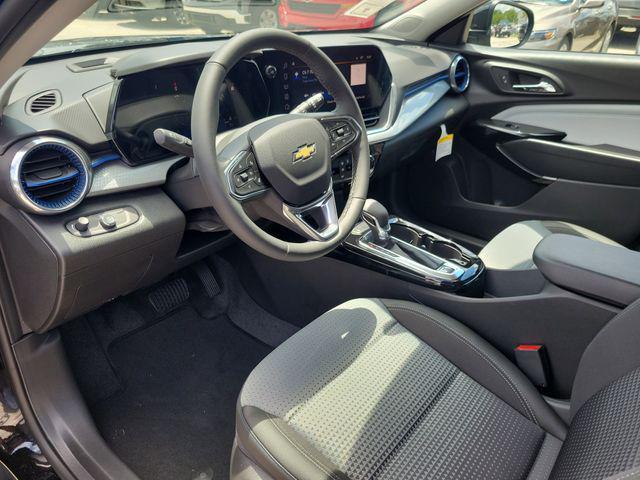 Photo of 2025 Mosaic Black Metallic Chevrolet Trax