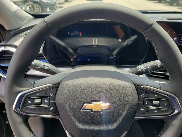 Photo of 2025 Mosaic Black Metallic Chevrolet Trax