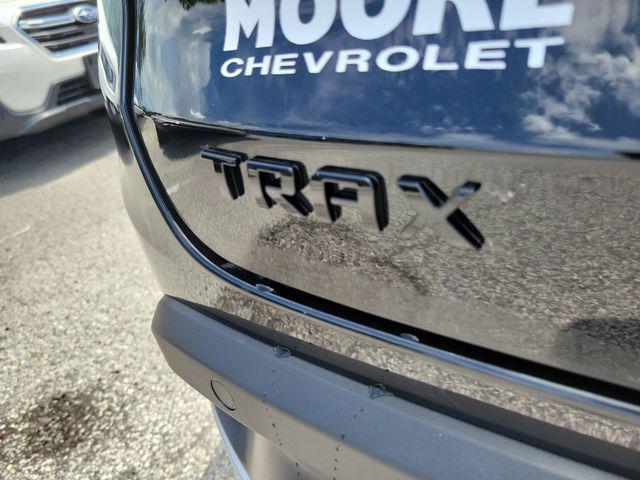 Photo of 2025 Mosaic Black Metallic Chevrolet Trax