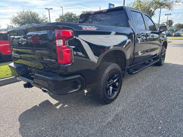 Photo of 2024 Black Chevrolet Silverado 1500