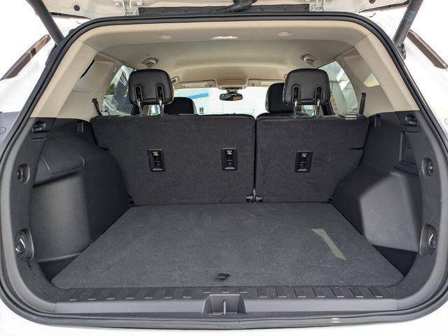 Photo of 2018 Summit White GMC Terrain