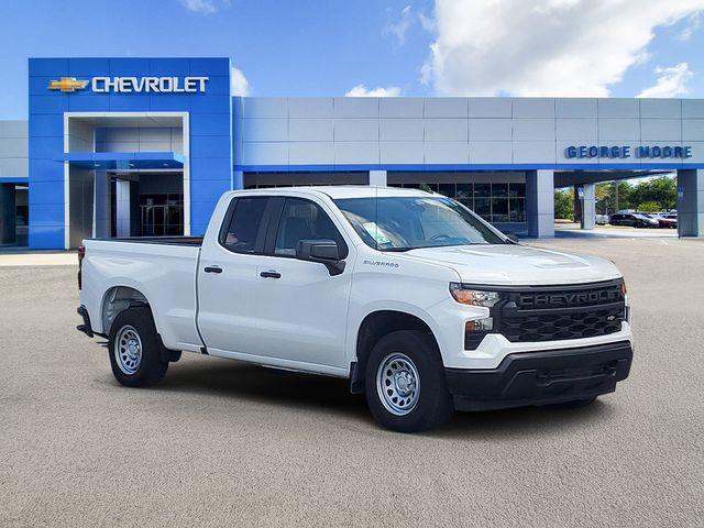 Photo of 2025 Summit White Chevrolet Silverado 1500