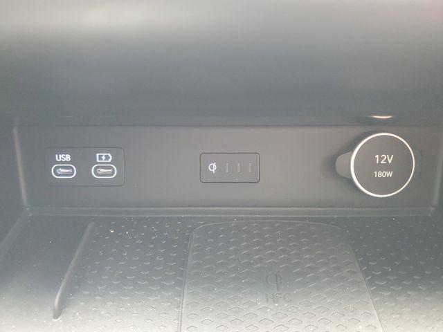 Photo of 2025 Vik Black Genesis GV80 Coupe