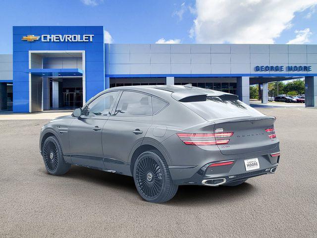 Photo of 2025 Vik Black Genesis GV80 Coupe