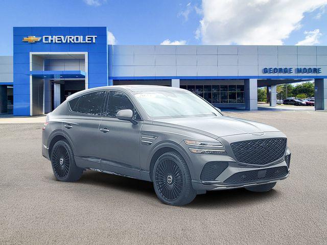 Photo of 2025 Vik Black Genesis GV80 Coupe