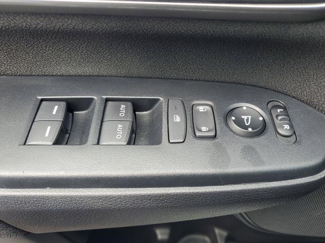 Photo of 2022 Platinum White Pearl Honda CR-V