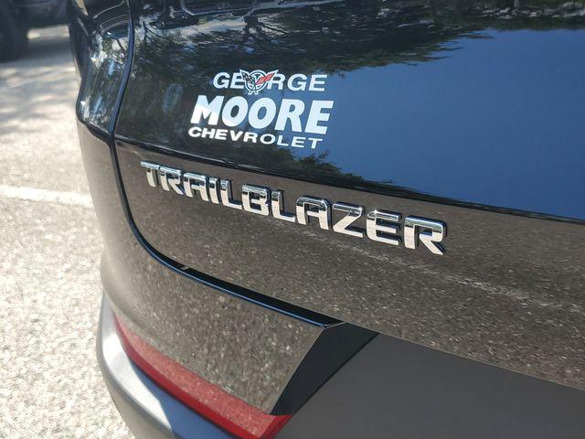 Photo of 2026 Mosaic Black Metallic Chevrolet Trailblazer