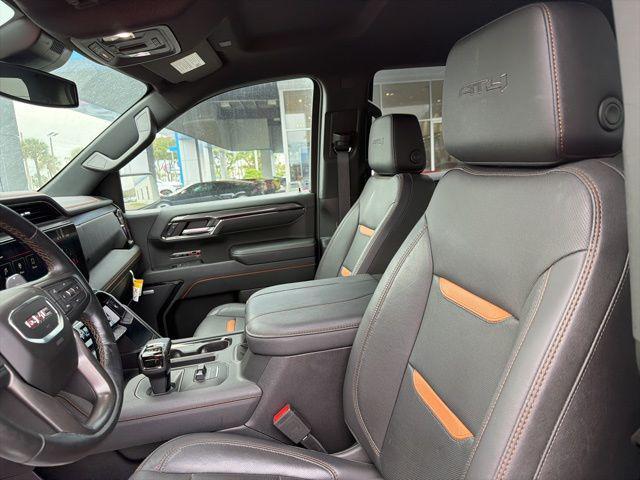 Photo of 2024 Onyx Black GMC Sierra 1500