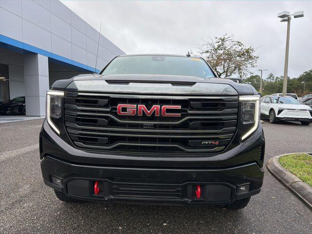 Photo of 2024 Onyx Black GMC Sierra 1500