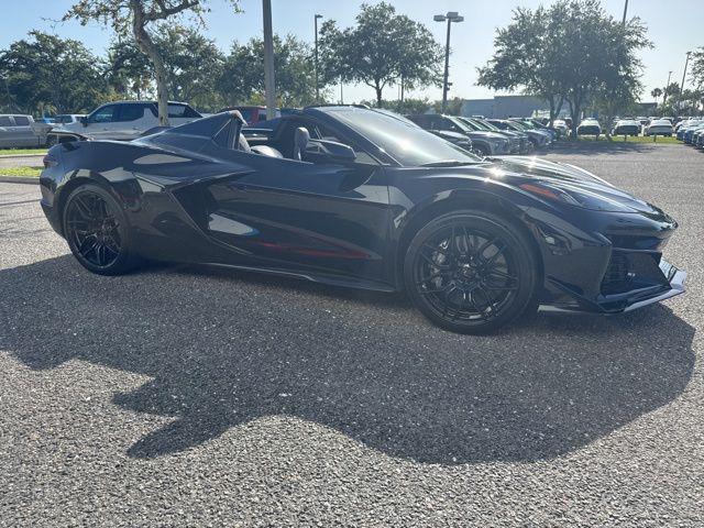 Photo of 2023 Black Chevrolet Corvette