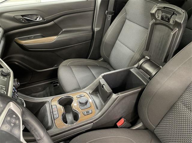 Photo of 2023 Ultra Blue Metallic GMC Acadia