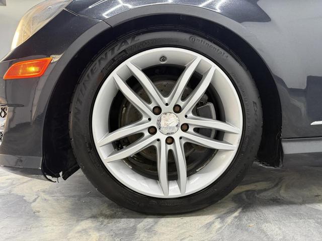 Photo of 2012 Black Mercedes-Benz C-Class