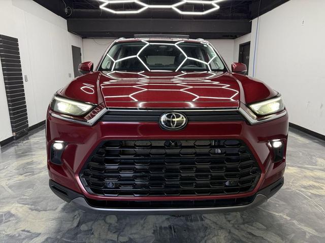 Photo of 2024 Ruby Flare Pearl Toyota Grand Highlander